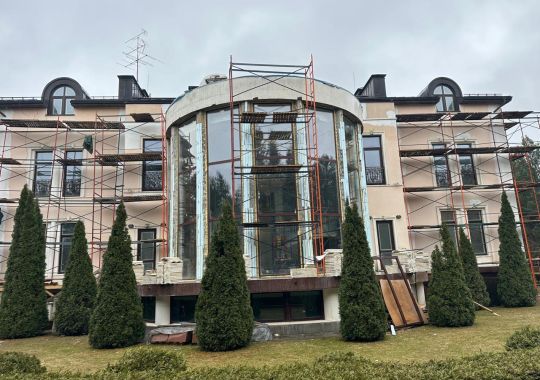 Каменный особняк 937 кв.м